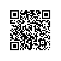 風(fēng)和日麗駕著(zhù)電動(dòng)掃地車(chē)看油菜花