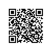 駕駛掃地車(chē)清掃時(shí)，需注意行人安全