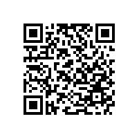 国内某大学学生用垃圾袋制作的创意婚纱在国内引起很大的轰动