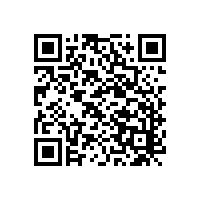 駕駛掃地車(chē)清掃時(shí)，需注意行人安全